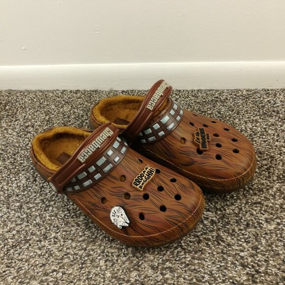 Crocs Star Wars Chewbacca Classic Lined Clog Espresso 2023 Size M7 / W9 - Picture 1 of 7